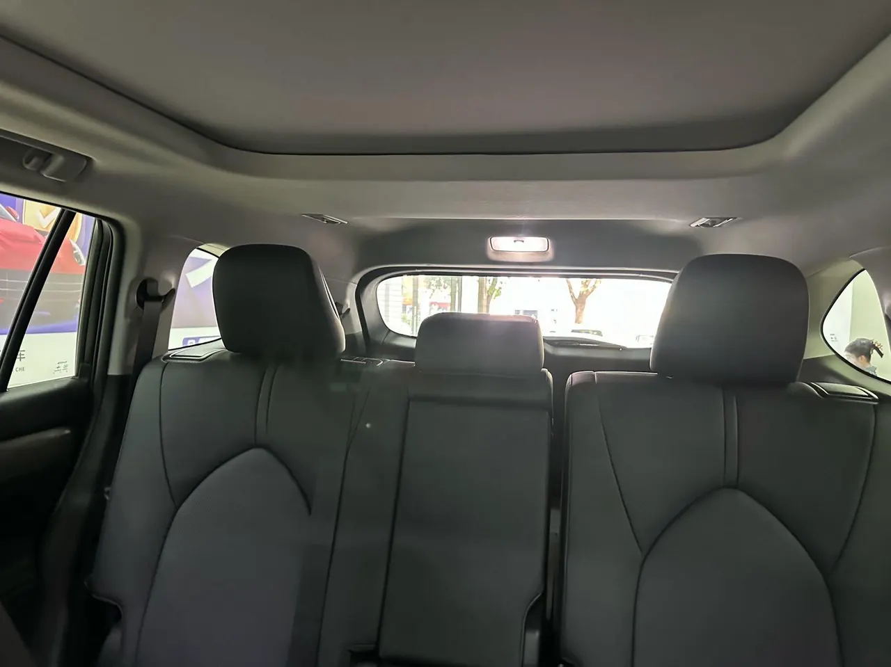 Toyota 2022 Highlander Dual Engine 2.5 Stepless Four-wheel Drive Extreme Edition 7-seat Automatic Gear 8