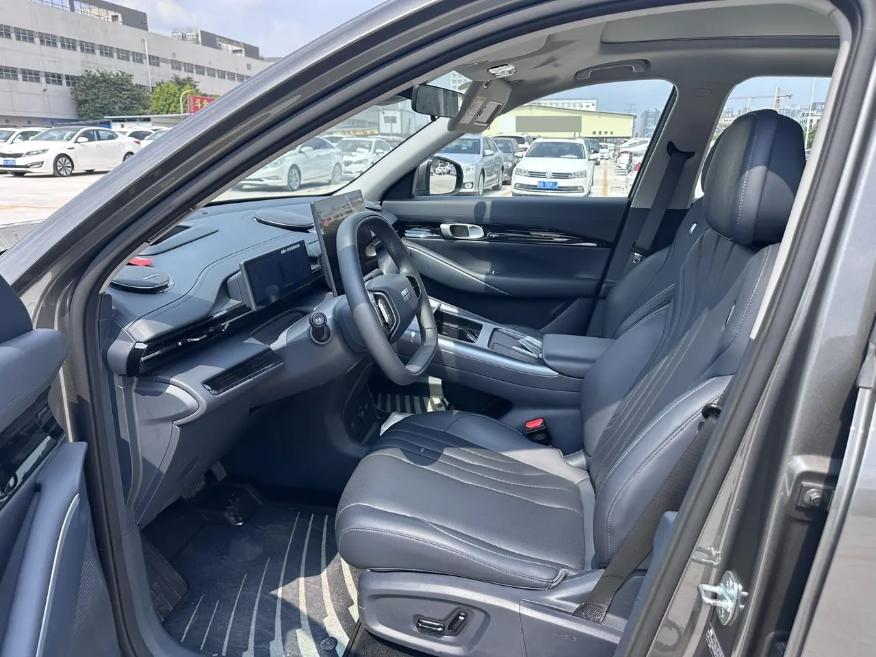 Geely Galaxy 2026 E 5 610km Discovery Edition Automatic Gear 11