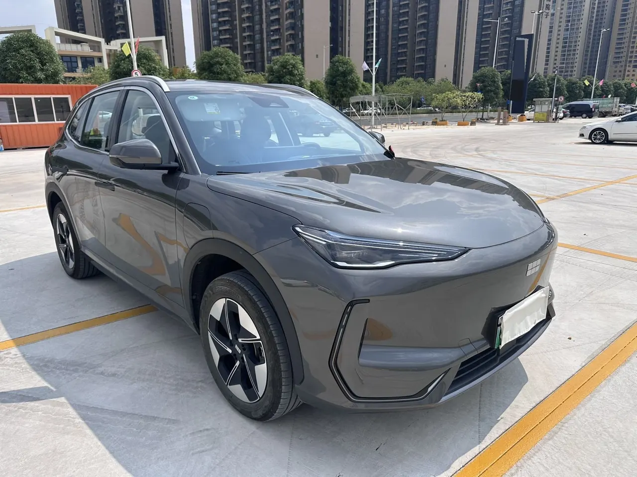 Geely Galaxy 2026 E 5 610km Discovery Edition Automatic Gear 3