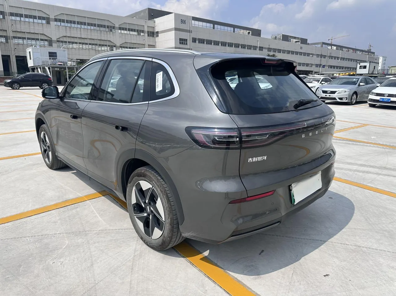 Geely Galaxy 2026 E 5 610km Discovery Edition Automatic Gear 7