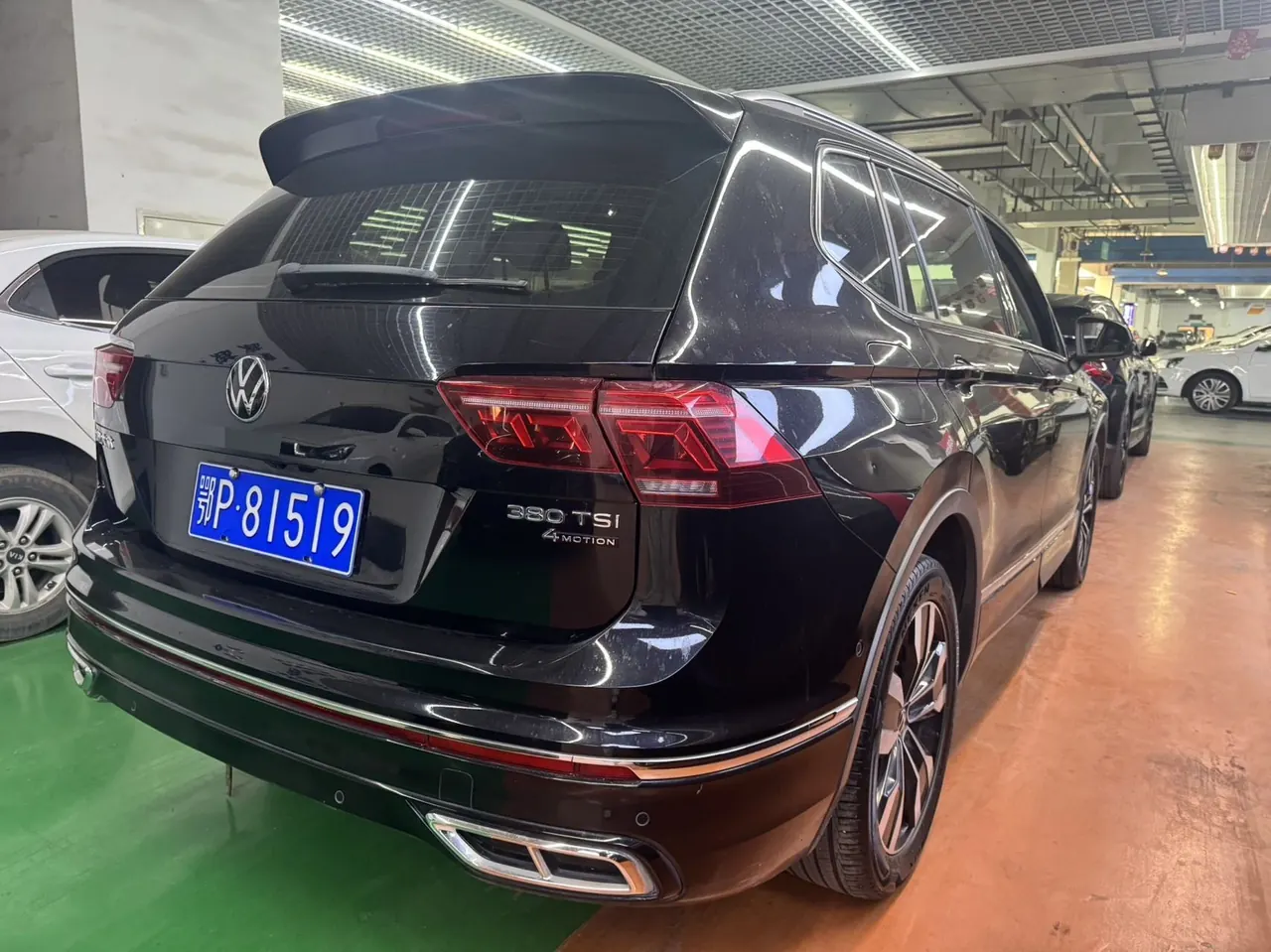 Volkswagen 2023 Tiguan L R-Line 2.0TSI 380TSI 4-wheel drive R-Line Yuexiang Edition 7-seat automatic gear 8
