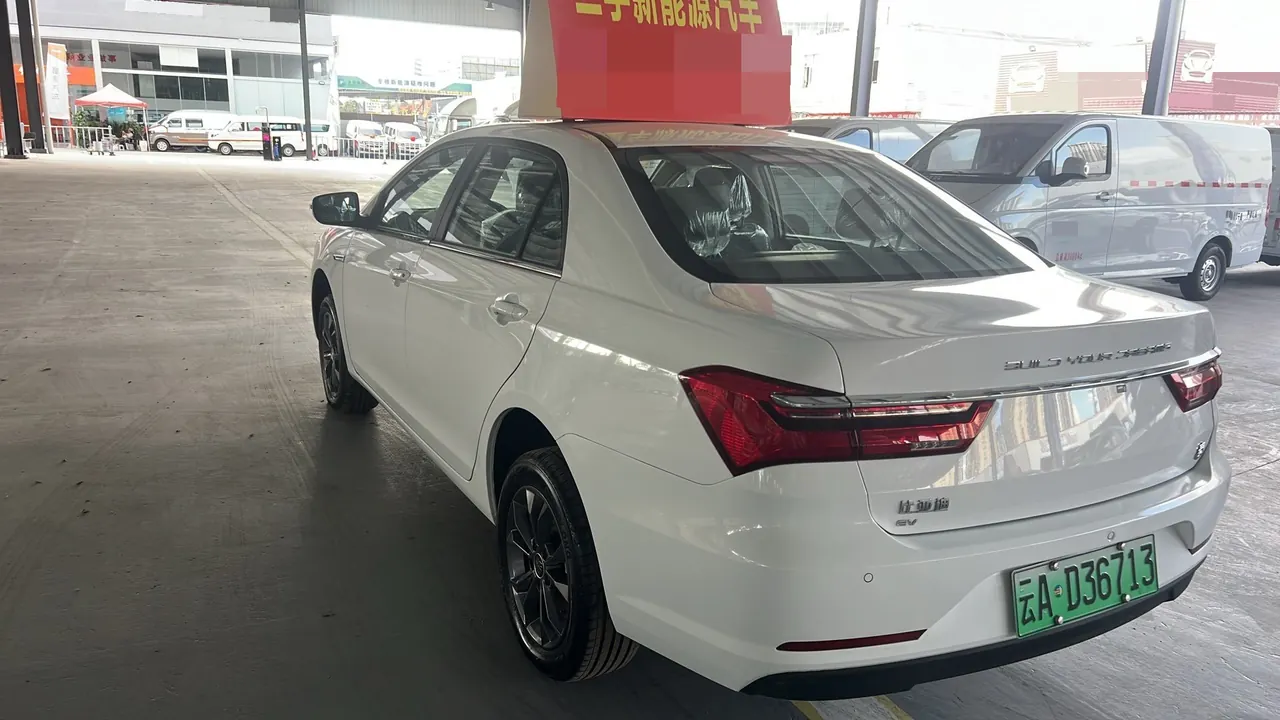 BYD Qin EV 2021 Qin EV Travel Edition Automatic Gear 9