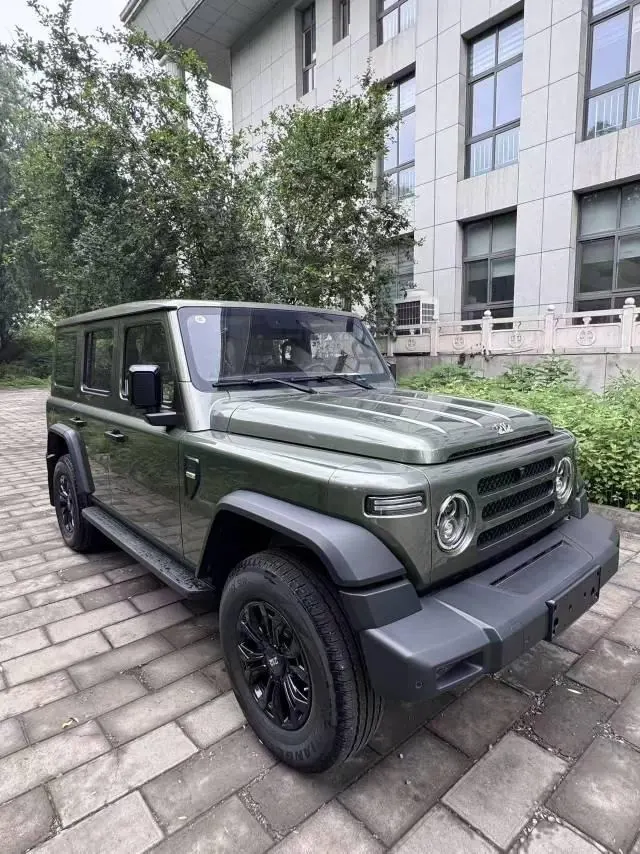 212 2024 T01 2.0T Explorer Automatic 2