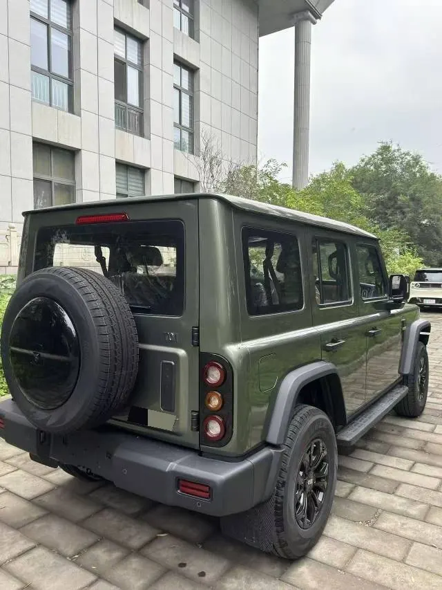 212 2024 T01 2.0T Explorer Automatic 4