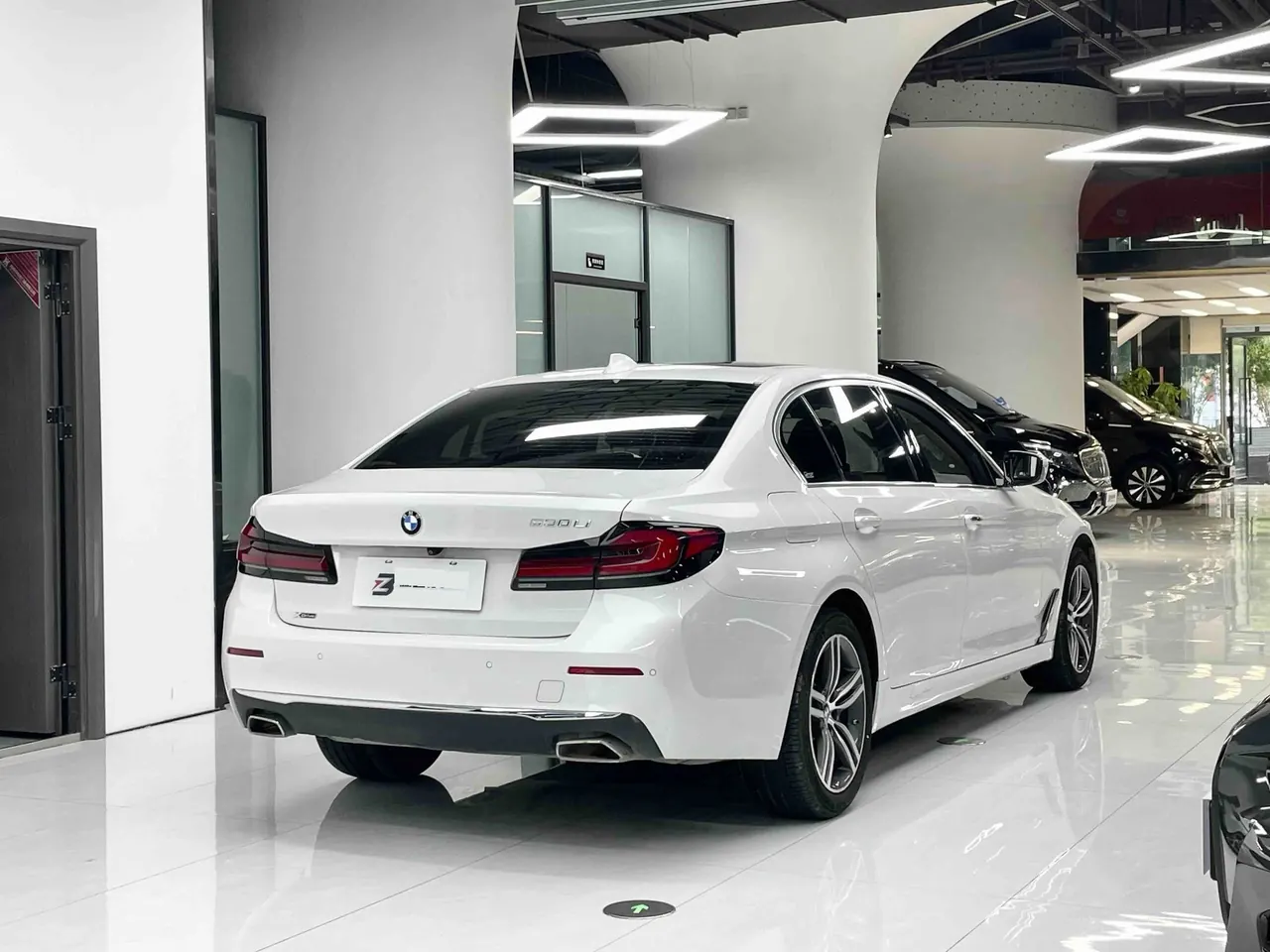 BMW 5 Series 2021 530Li xDrive 2.0T Luxury Suit Automatic Gear 8