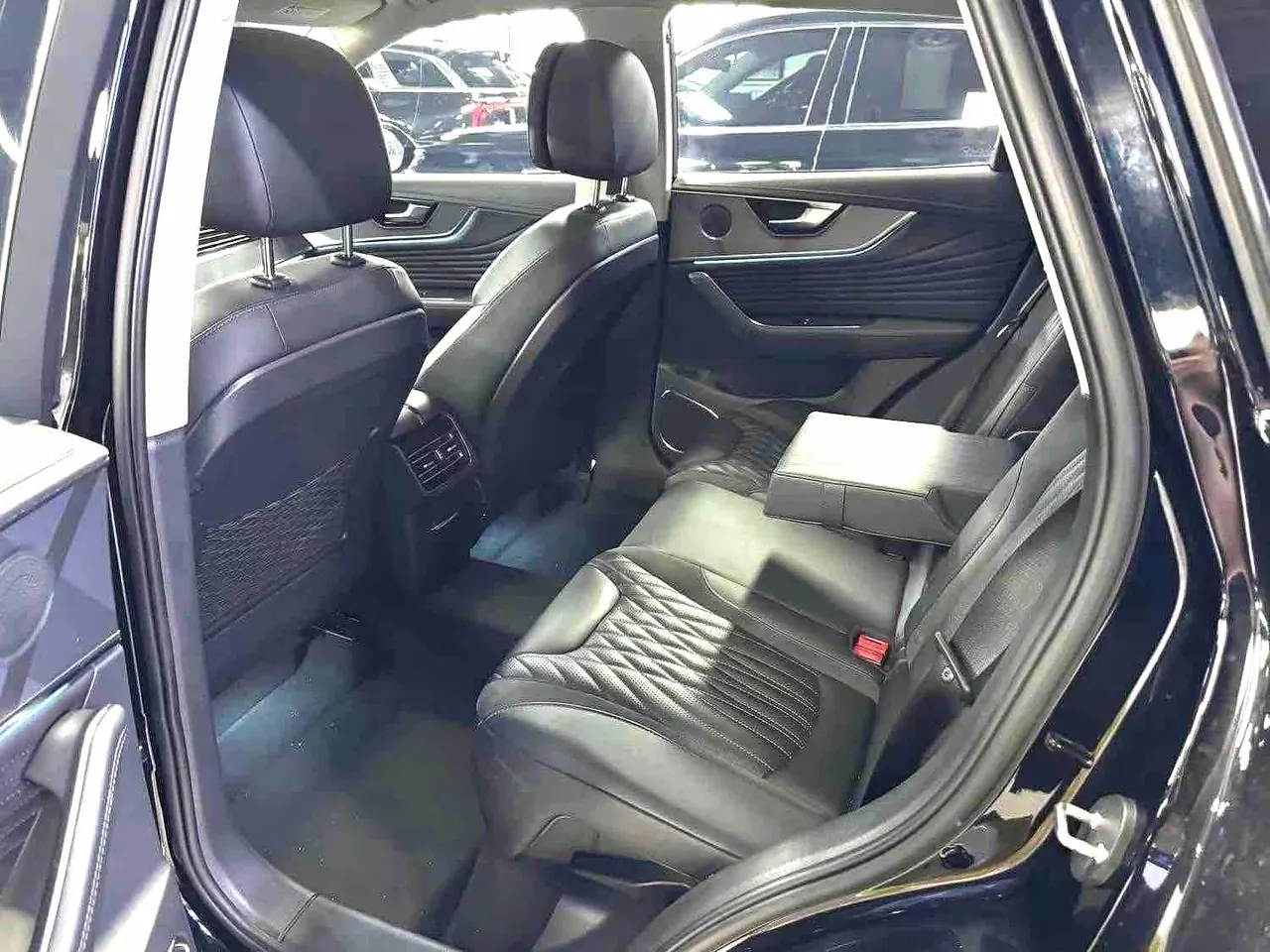 HongQi 2023 HS5 2.0T Flag Enjoy Pro Edition Automatic Gear 3