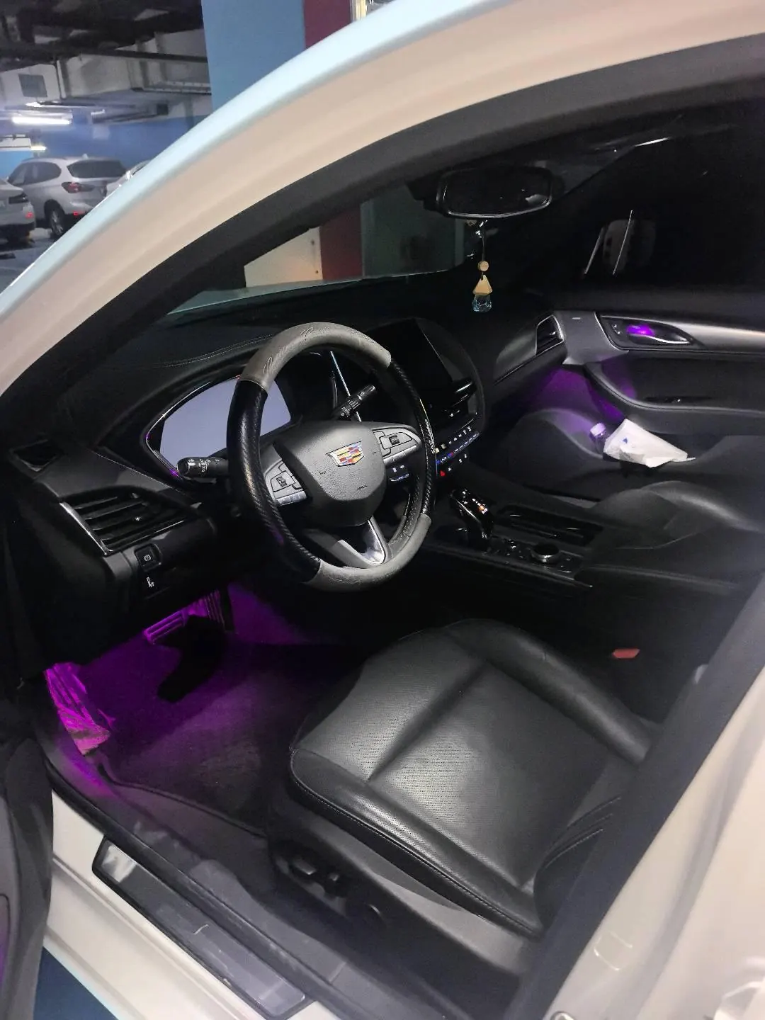 Cadillac 2023 CT5 2.0T 28T Luxury (Standard Edition) Automatic Gear 6
