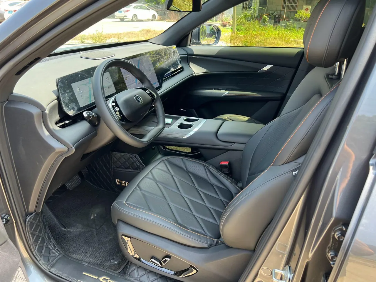 ChangAn 2025 CS75 PLUS 1.5T New Blue Whale Flagship Automatic 7