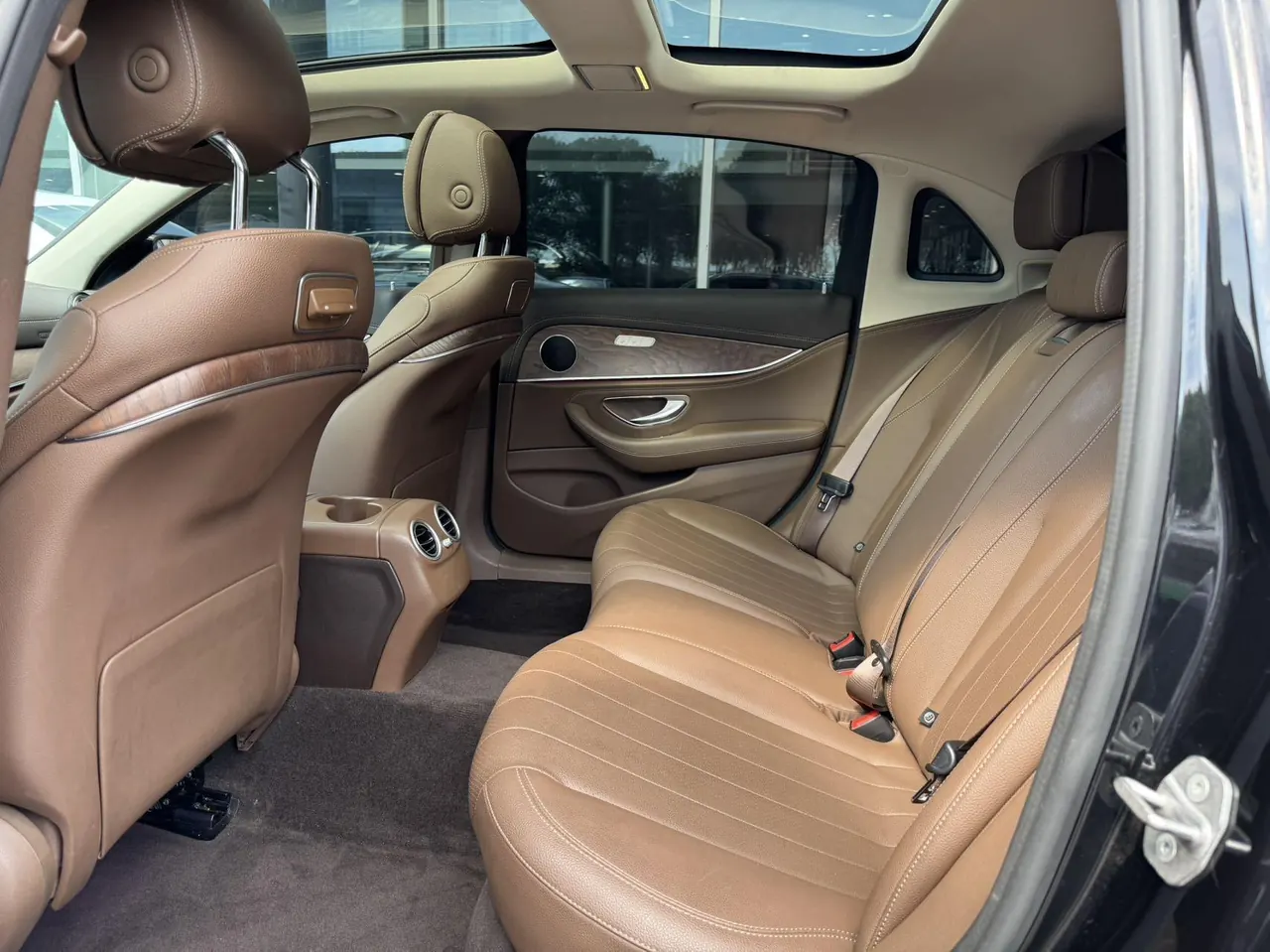 Mercedes Benz E-Class 2020 E 300 L 2.0T Fashion Automatic Gear 11