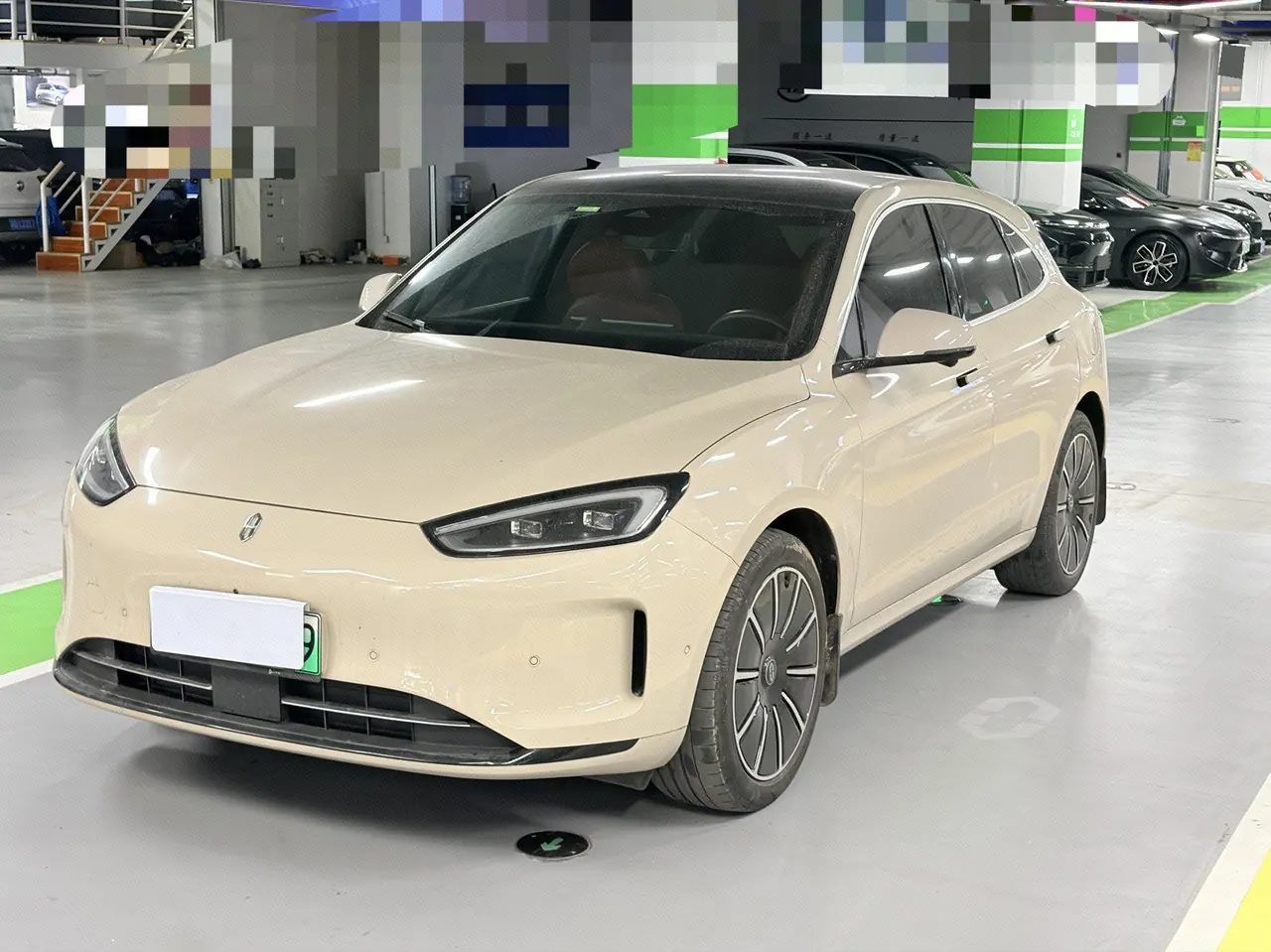 AITO 2022 AITO M5 four-wheel drive performance version automatic gear - View 1