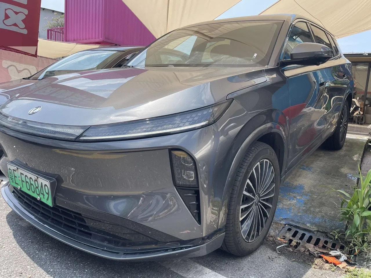 Aeolus 2025 L8 1.5T 185KM Dream Edition Automatic Gear - View 1
