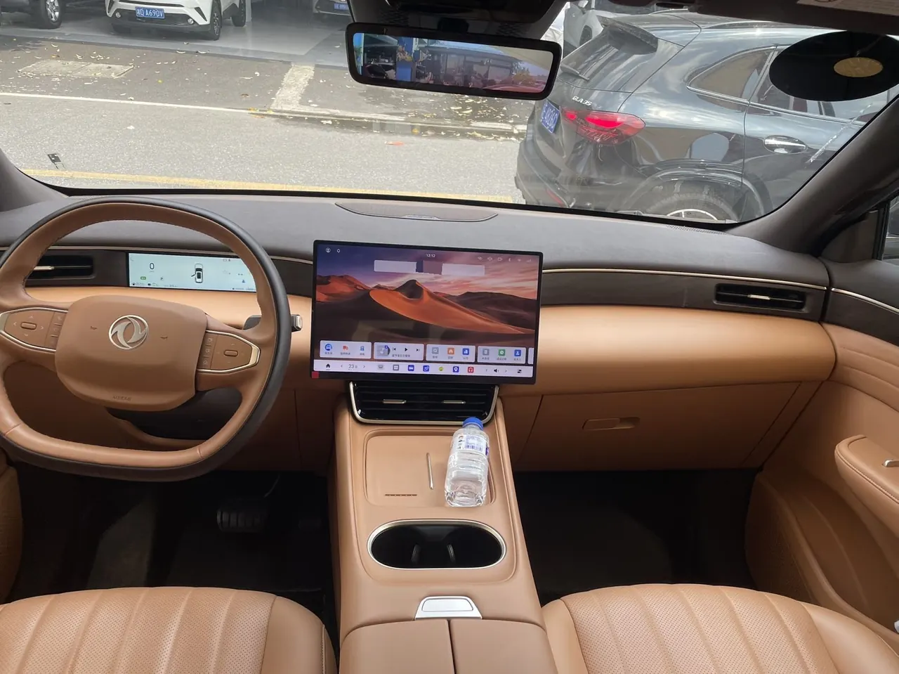 Aeolus 2025 L8 1.5T 185KM Dream Edition Automatic Gear 5