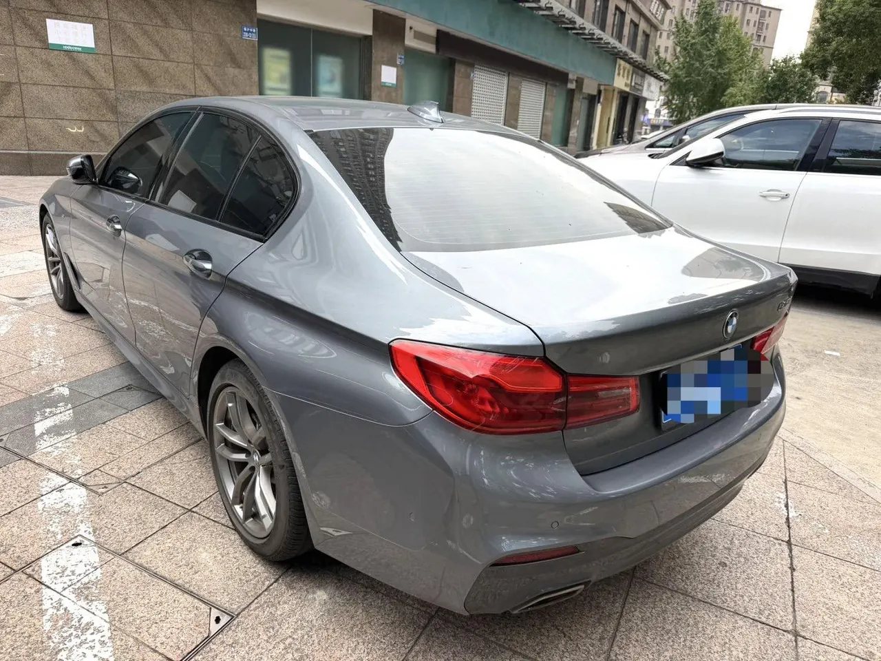 BMW 5 Series (Imported) 2020 525i 2.0T M Sports Suit Automatic Gear 7
