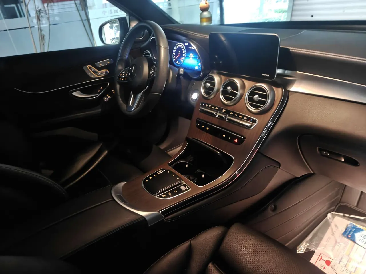 Mercedes Benz 2021 GLC 300 L 4MATIC 2.0T Dynamic Automatic 5