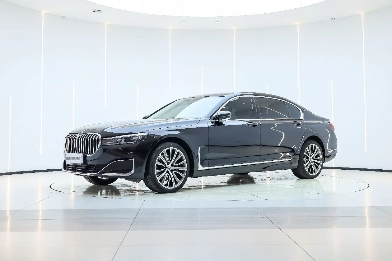BMW 7 Series (Imported) 2021 740Li 3.0T Leading Luxury Suit Automatic Gear - View 1