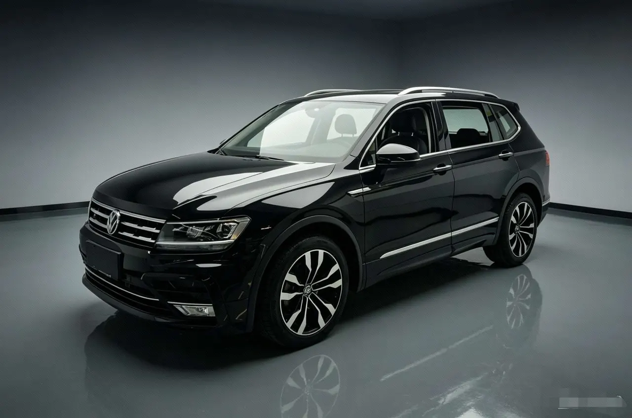 Volkswagen 2021 Tiguan L R-Line 2.0TSI 330TSI Two-Drive Overdrive Automatic Gear - View 1