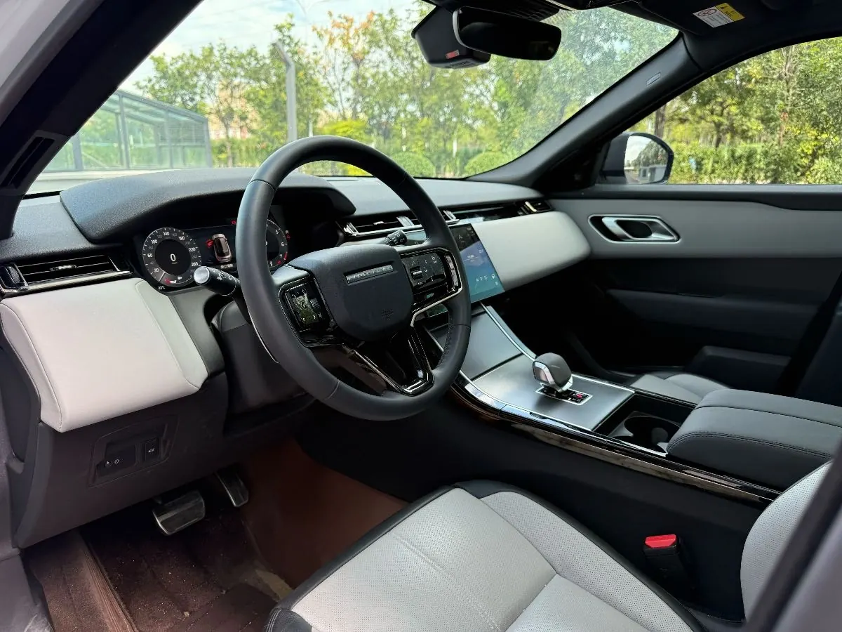 Land Rover Range Rover Star Pulse (Imported) 2024 Range Rover Star Pulse 2.0T Dynamic SE Automatic Gear 2