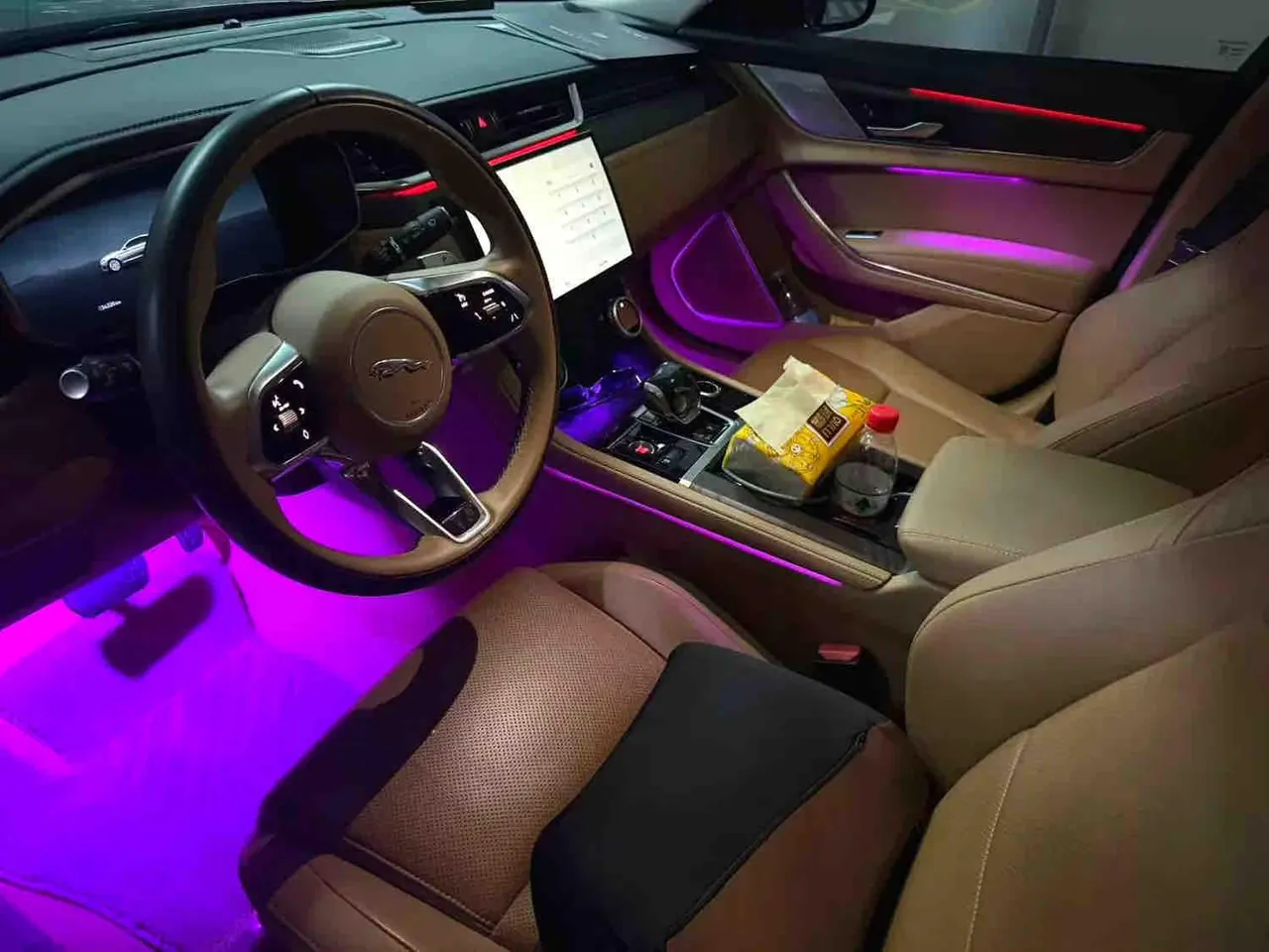 Jaguar 2024 XFL 2.0T P 12500.00g Drive Enjoy Deluxe Edition Automatic Gear 2