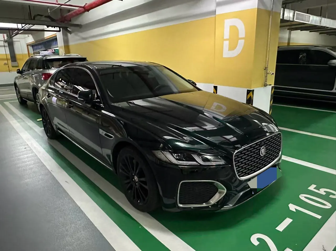 Jaguar 2024 XFL 2.0T P 12500.00g Drive Enjoy Deluxe Edition Automatic Gear 6