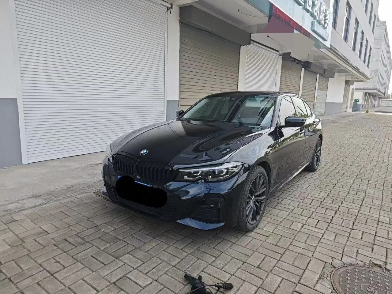 打开图片灯箱:BMW 3 Series 2022 325i 2.0T M Sports Obsidian Night Kit (Changed) Automatic Gear