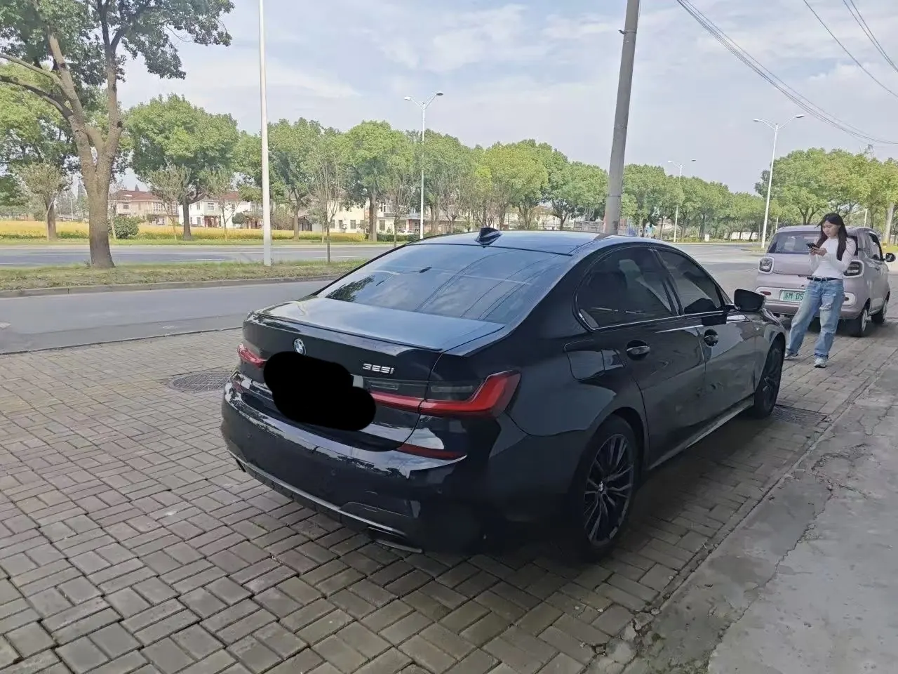 BMW 3 Series 2022 325i 2.0T M Sports Obsidian Night Kit (Changed) Automatic Gear 3