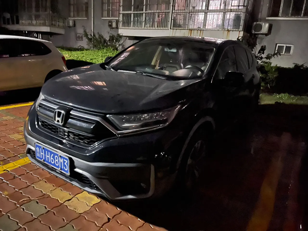 Открыть галерею: Honda 2021 CR-V 1.5T Stepless 240TURBO Two-Drive Comfort Edition Automatic Gear