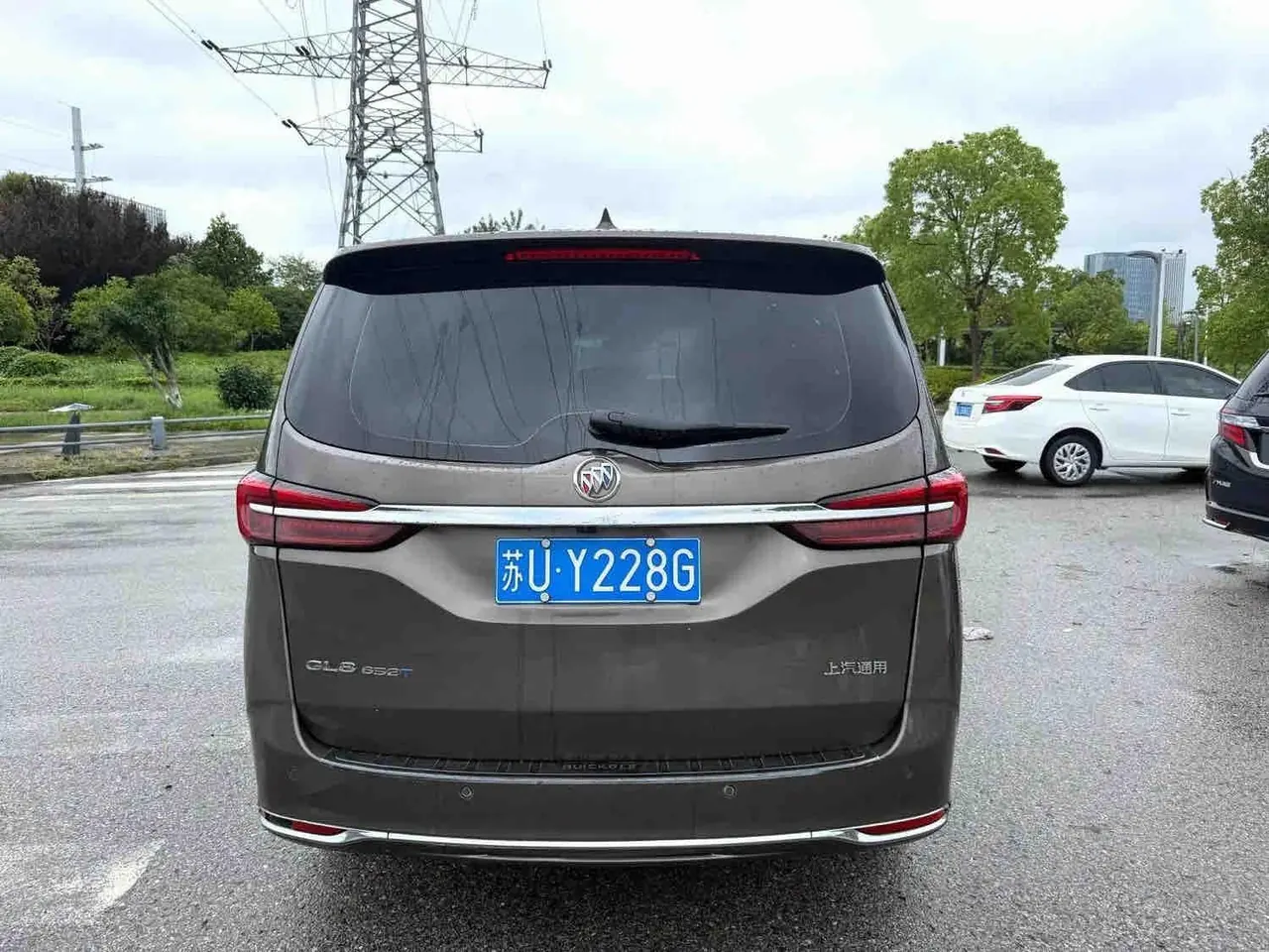 Buick 2022 GL8 Land Business Class 48V 2.0T 652T Comfortable Automatic Gear 3
