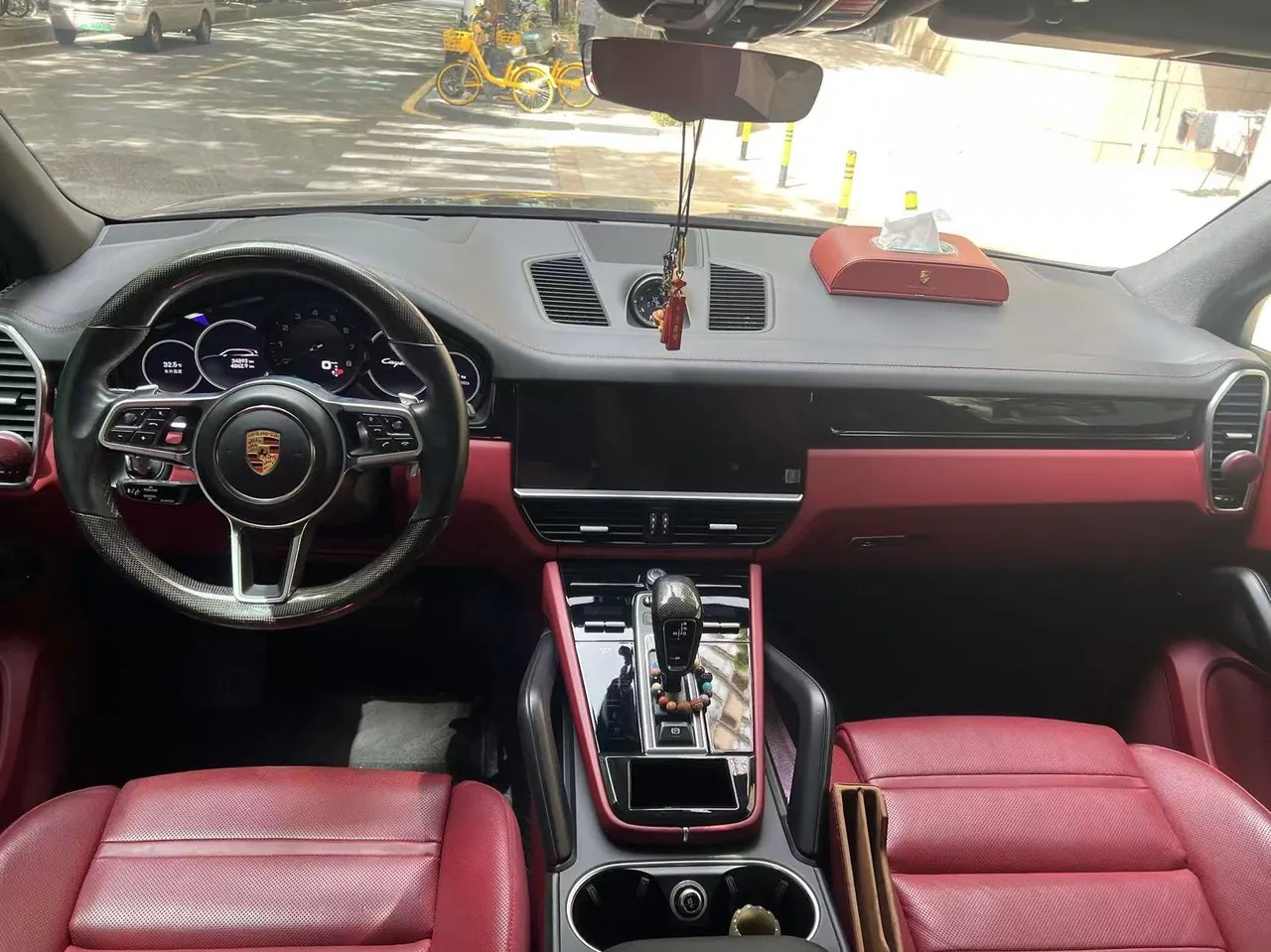 Porsche Cayenne (Imported) 2022 Cayenne 3.0T Platinum Edition Automatic Gear 8