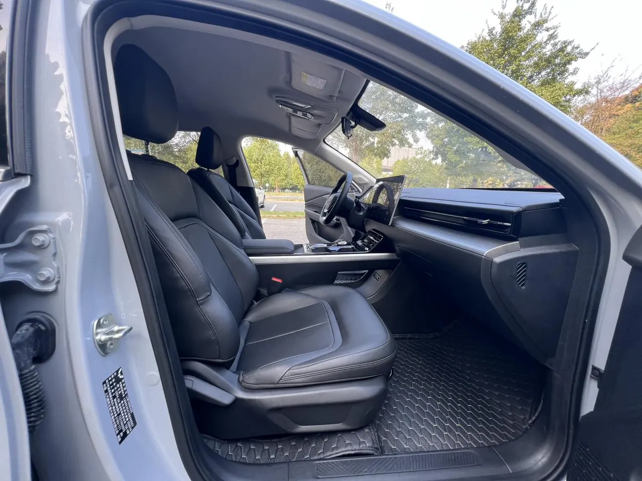 WuLing 2024 Starlight EV Co-creation 510 Advanced Automatic Gear 13