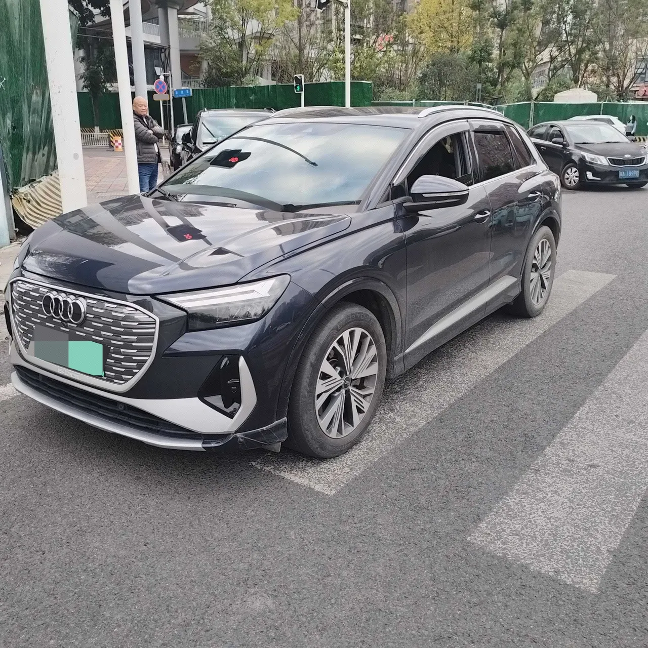 Audi 2023 Q4 e-tron 40 Creation Edition Automatic Gear - View 1