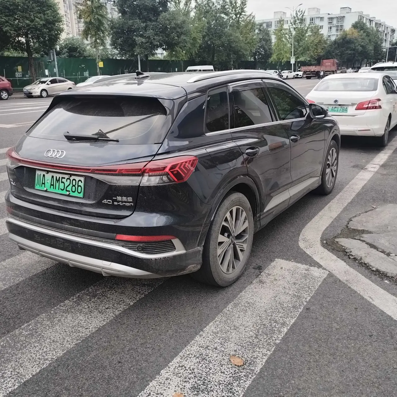 Audi 2023 Q4 e-tron 40 Creation Edition Automatic Gear 6