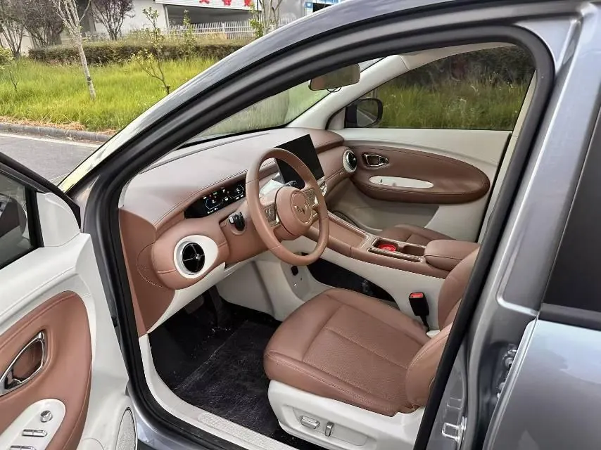 WuLing 2026 Plantronics Pro 330km Enjoy Automatic Gear 4