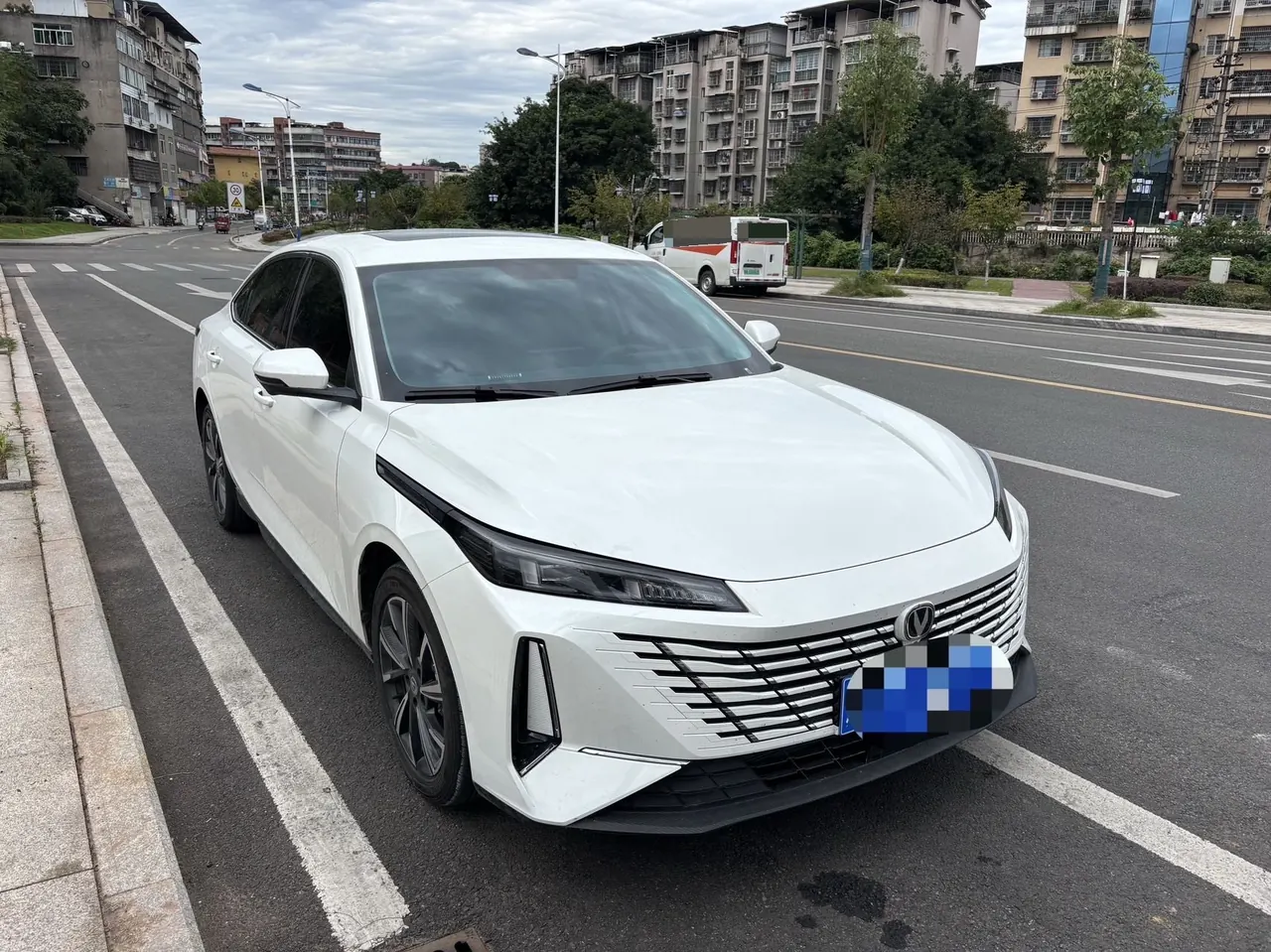 ChangAn 2026 Yidong 1.5T Classic Automatic Gear 3