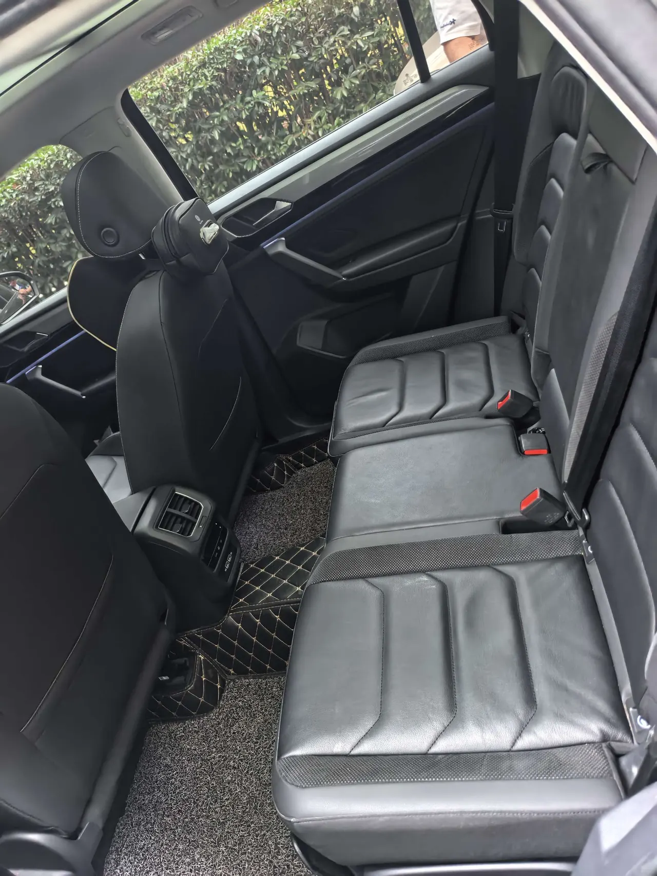 Volkswagen 2020 Tanyue 2.0TSI 330TSI Two-Drive Deluxe Smart Joint Edition Automatic Gear 5