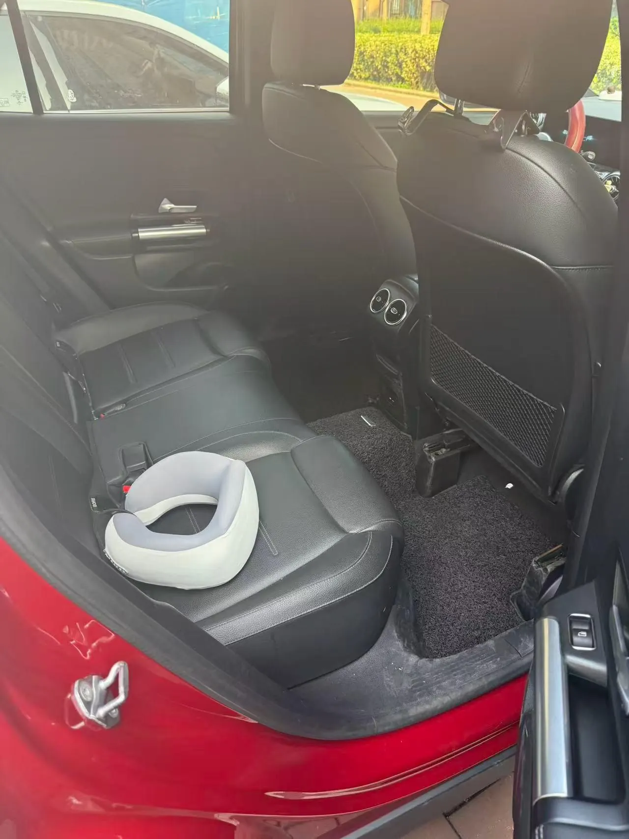 Mercedes Benz 2020 GLA 200 1.3T automatic gear 2