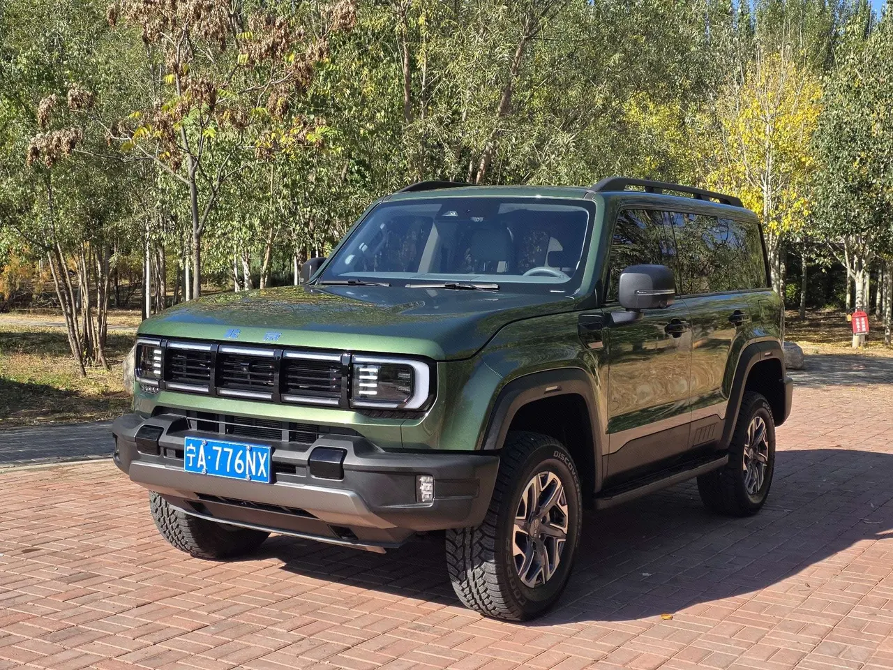 Beijing 2026 BJ40 2.0T Advanced Edition Automatic Gear - View 1