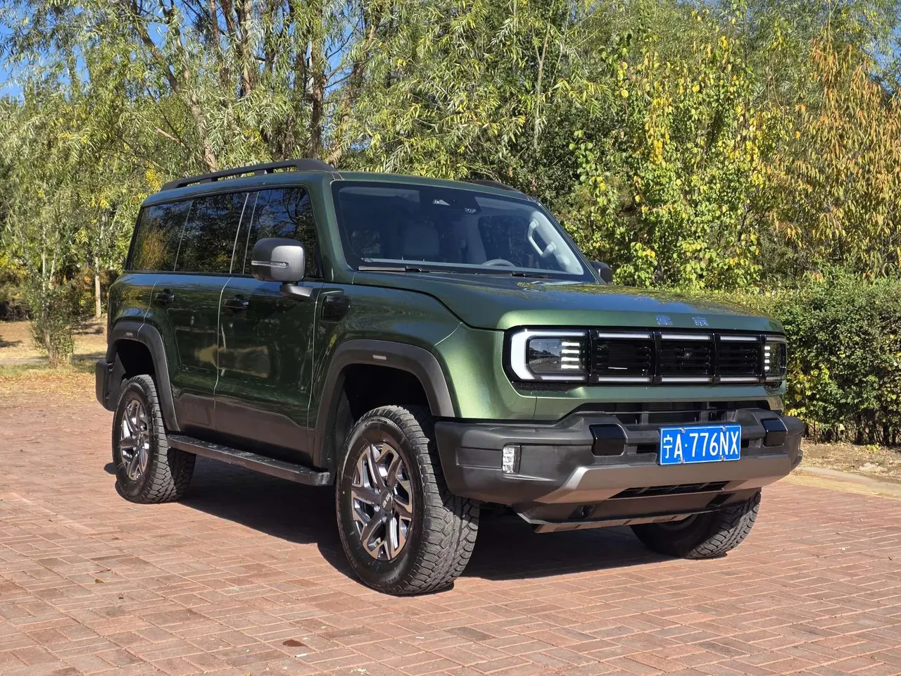 Beijing 2026 BJ40 2.0T Advanced Edition Automatic Gear 3