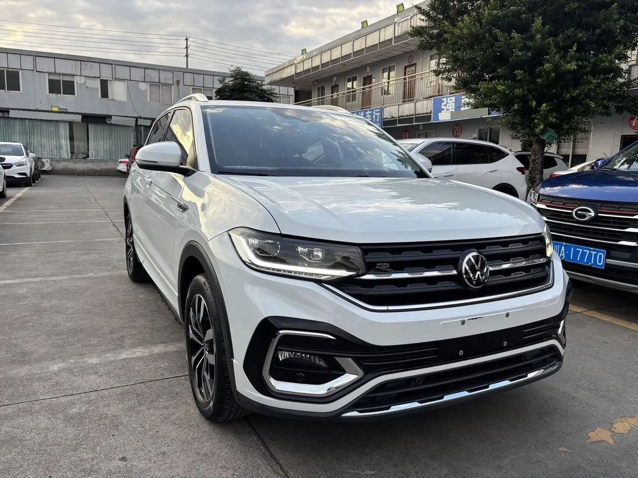 Volkswagen 2021 Shadow Exploration 1.4TSI 280TSI Smart Union Edition R-Line Automatic Gear 3
