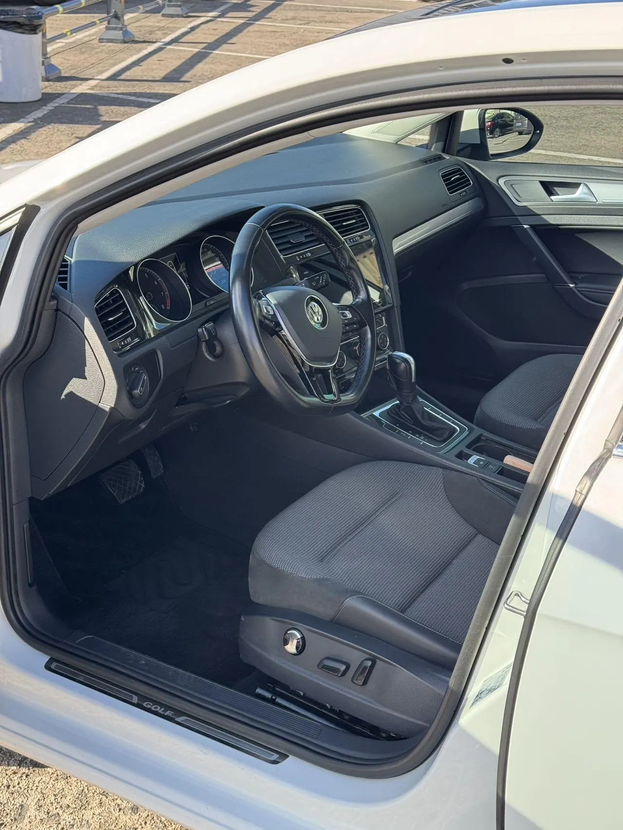 Volkswagen 2020 Golf 7 1.4TSI 280TSI Comfortable Automatic 3