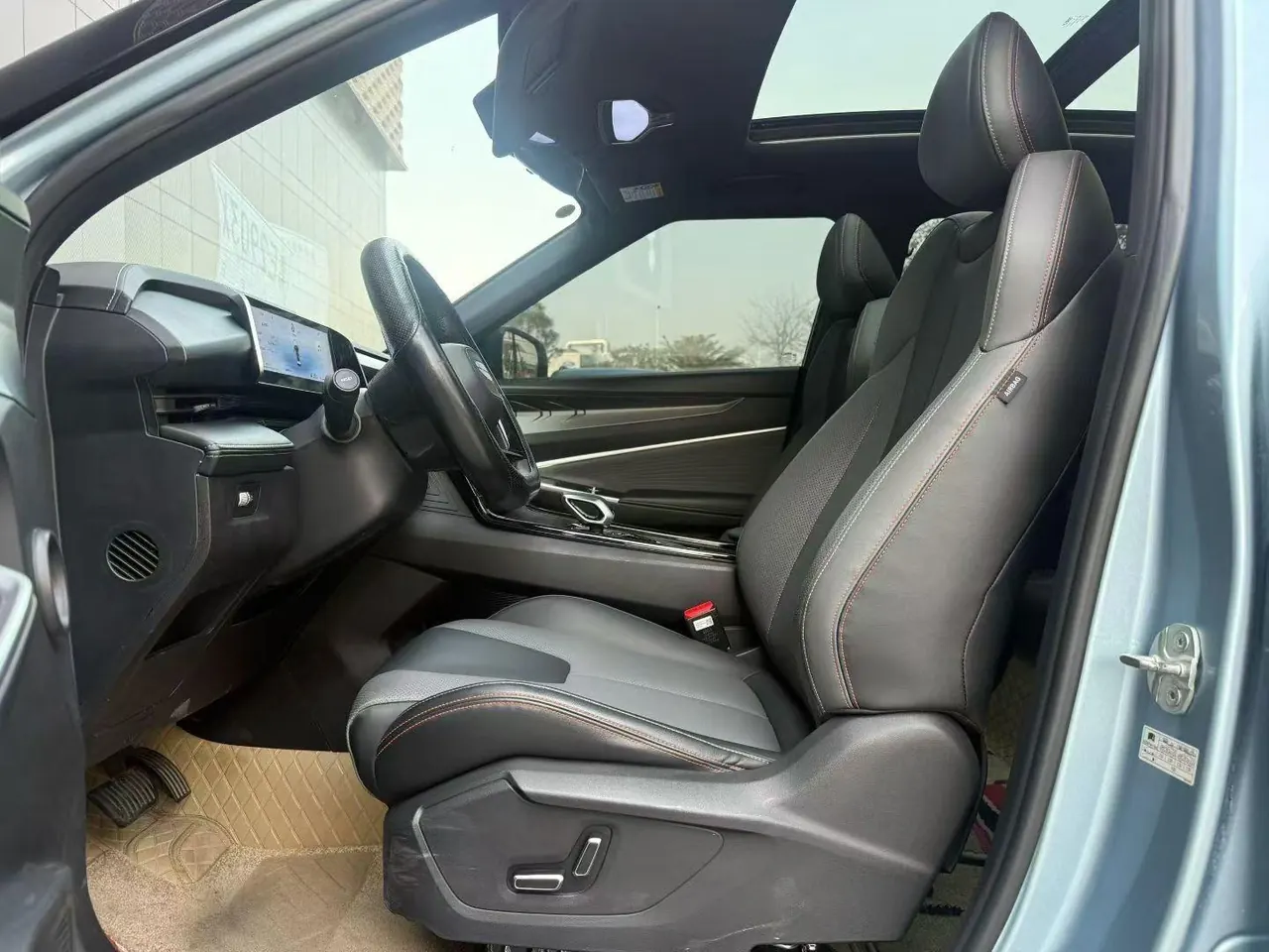 Geely 2023 Boyue L 1.5TD Honorable Automatic Transmission 3
