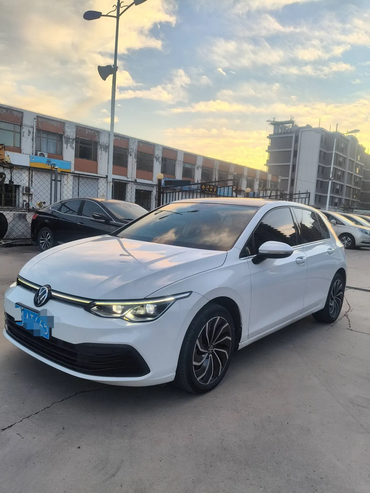 Open image lightbox: Volkswagen 2021 Golf 8 1.2TSI 200TSI Automatic