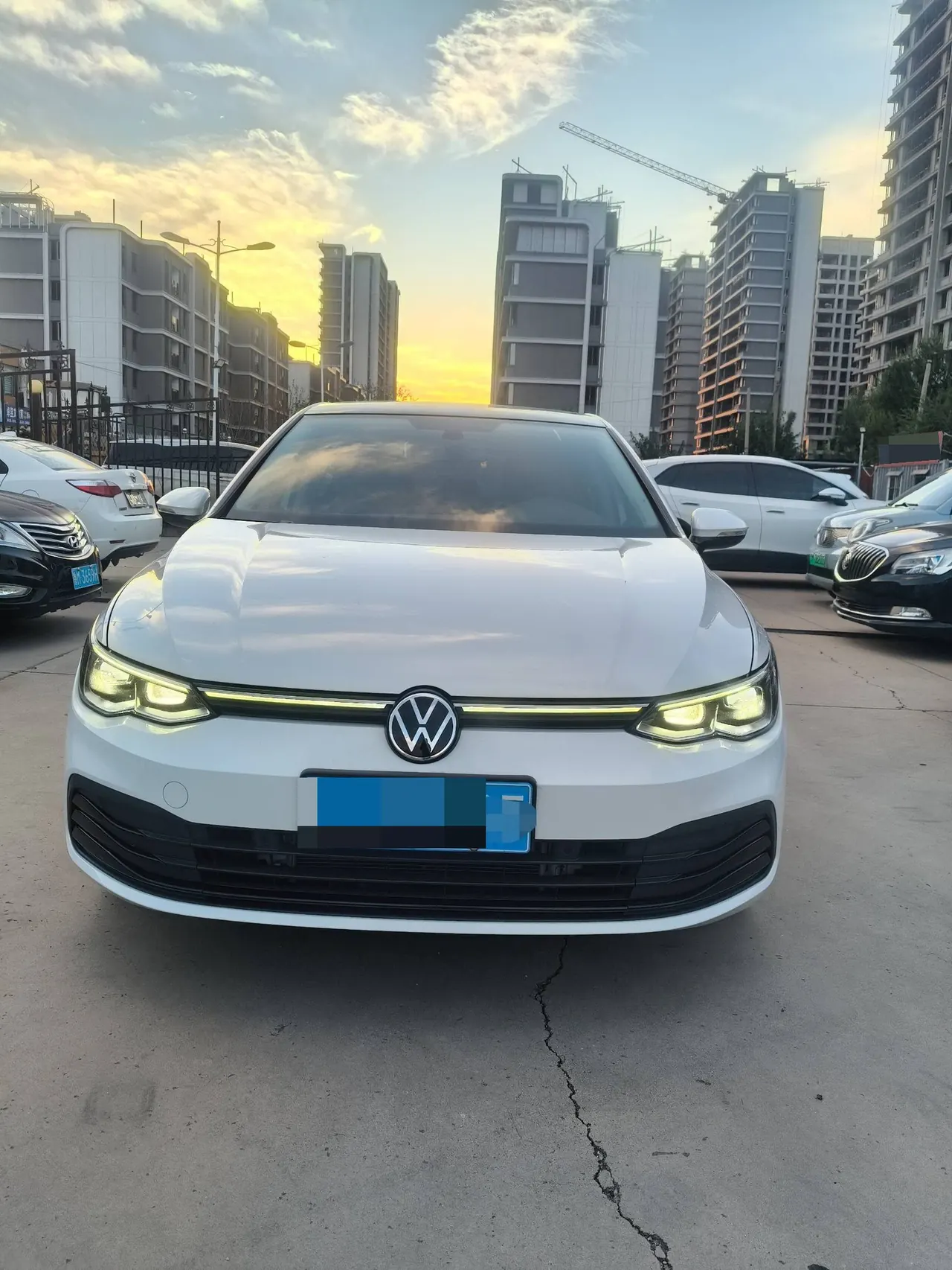 Volkswagen 2021 Golf 8 1.2TSI 200TSI Automatic 2