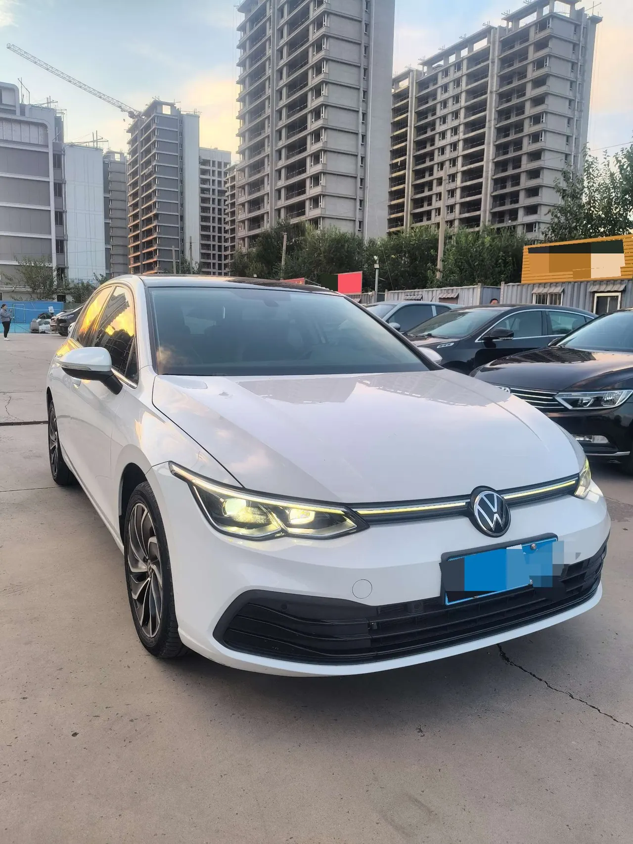 Volkswagen 2021 Golf 8 1.2TSI 200TSI Automatic 3