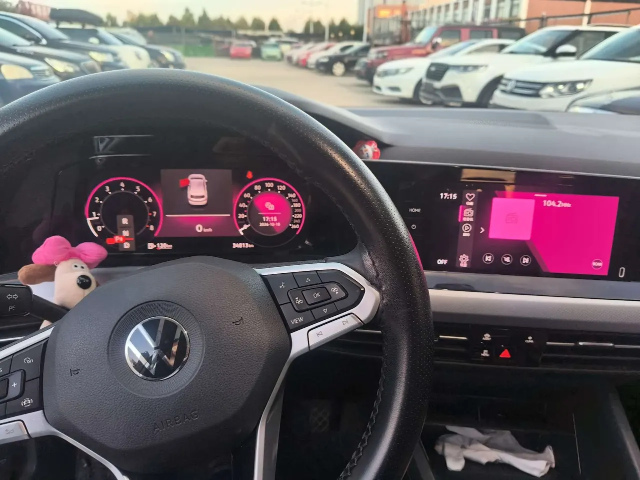 Volkswagen 2021 Golf 8 1.2TSI 200TSI Automatic 5