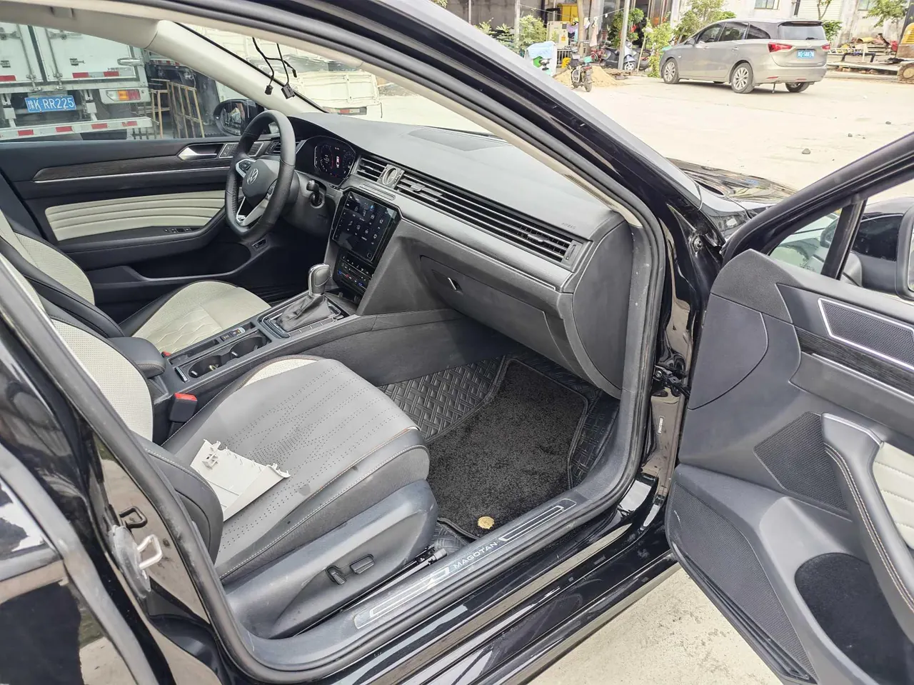 Volkswagen 2026 Magotan 2.0TSI 380TSI 30 million selected luxury automatic gear 4