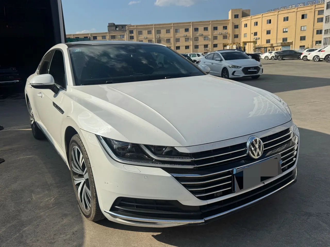 Volkswagen 2020 CC 2.0TSI 330TSI beauty version of automatic gear 2