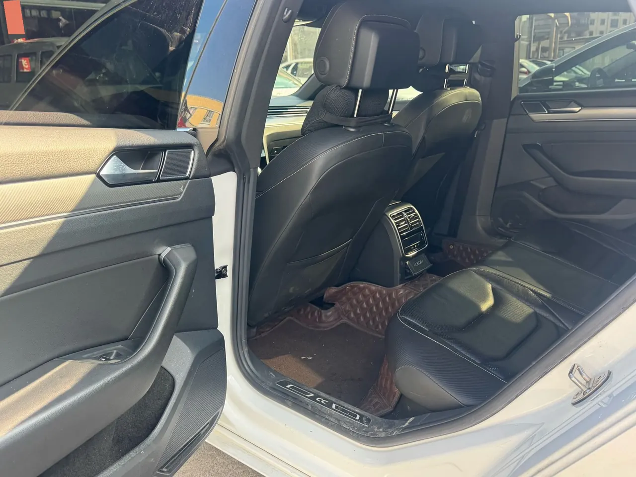 Volkswagen 2020 CC 2.0TSI 330TSI beauty version of automatic gear 6