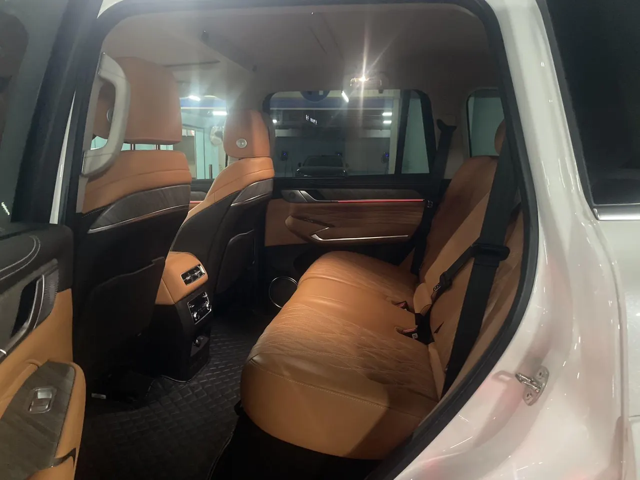 Tank 500 New Energy 2026 Model Tank 500 Hi4-T 2.0T Smart Enjoyment Version Automatic Transmission 4
