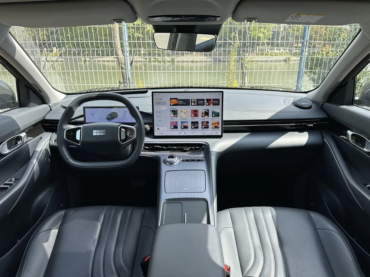 Geely Galaxy 2026 E 5 610km Discovery Edition Automatic Gear 5