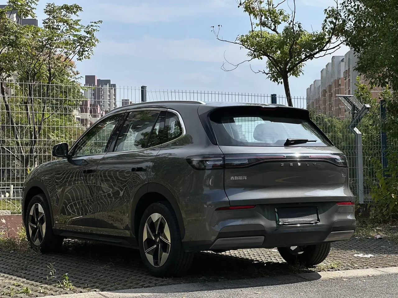 Geely Galaxy 2026 E 5 610km Discovery Edition Automatic Gear 7